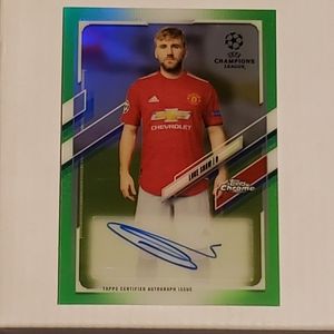 Luke Shaw (MU) - Topps Chrome UEFA Champions League Autographed Soccer Card